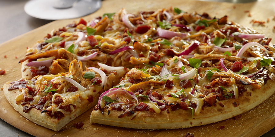Pizza au poulet barbecue
